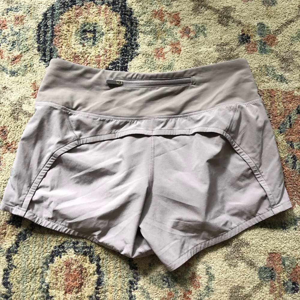 Lululemon speed up shorts size 4 2.5”